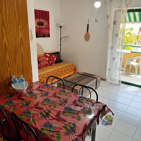 Apartment Orange Paradise